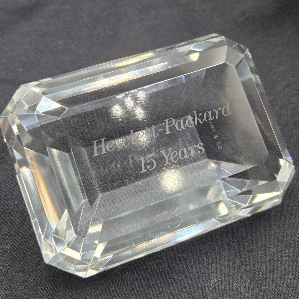 Tiffany & Co Vtg Faceted Emerald Cut Crystal Paperweight Hewlett-Packard 15 Yr